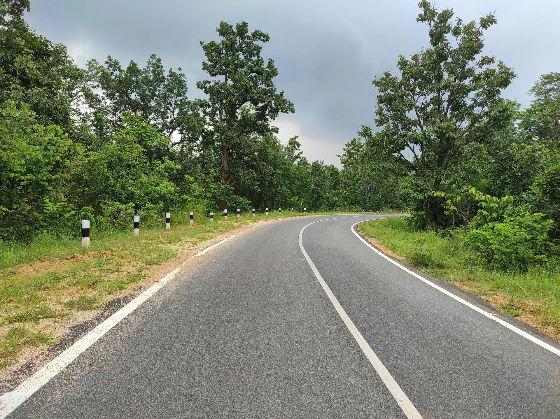 Aswad Global Widening and Reconstruction of Package No. 4, Manawar–Mangod, Sardarpur–Rajgarh–Bagh Road Madhya Pradesh